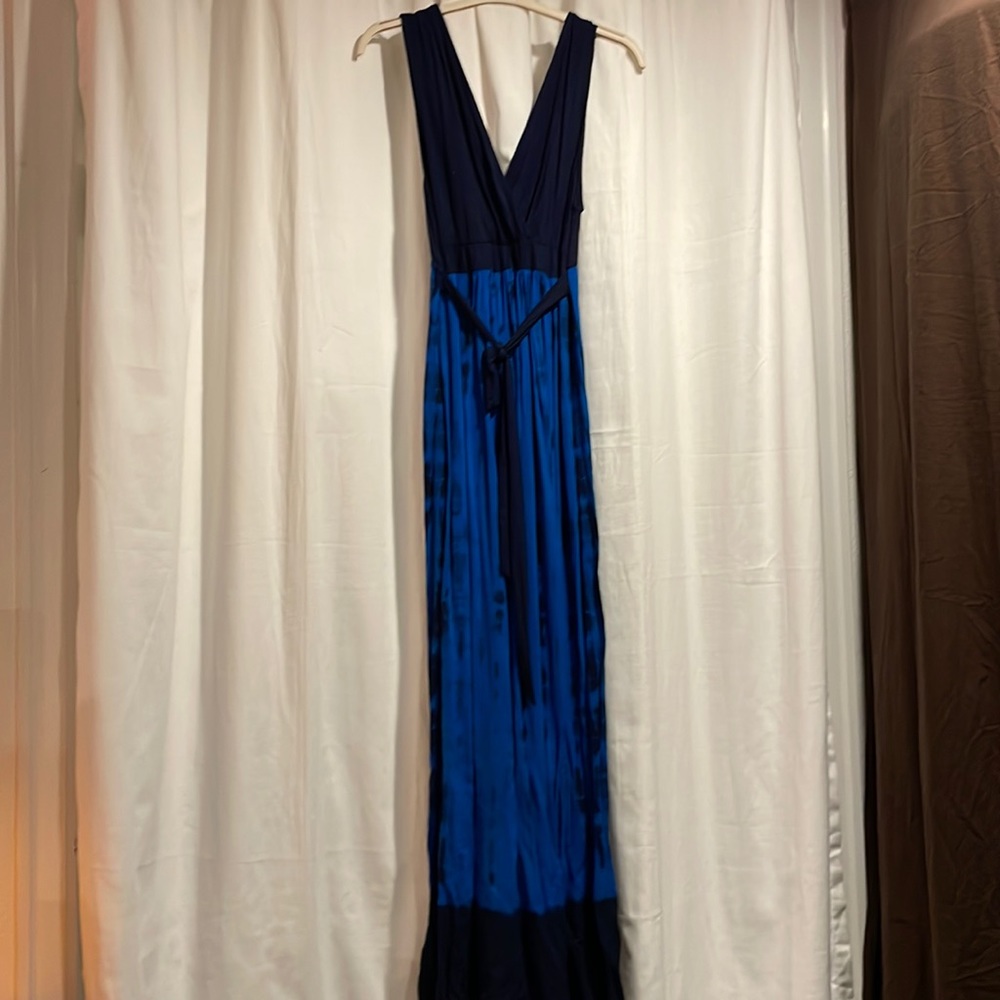 Liz Lange Maternity maxi dress